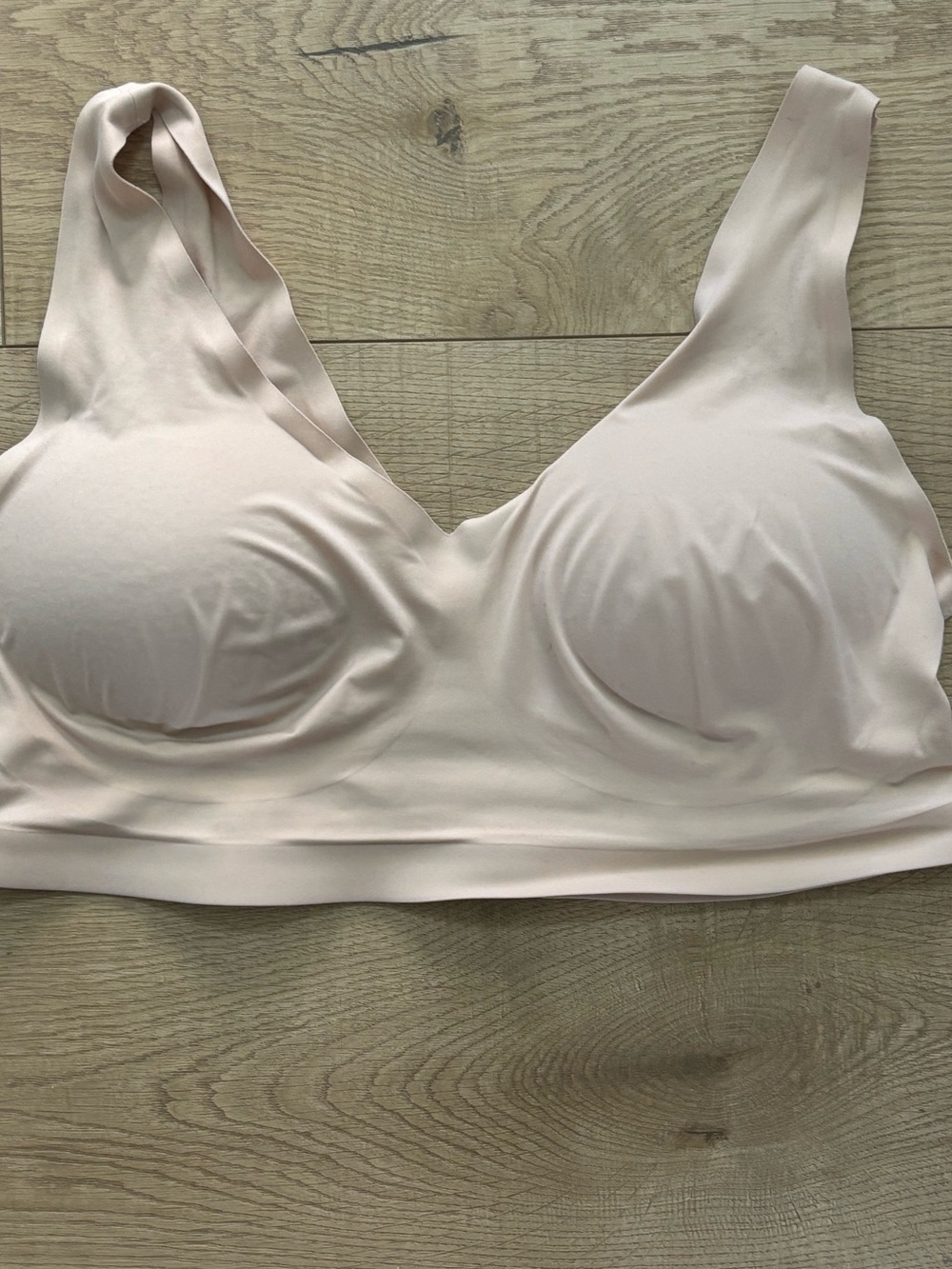 NWOT Soma Embliss Bralette Seamless Nude Comfort Bra Wireless Everyday Support
